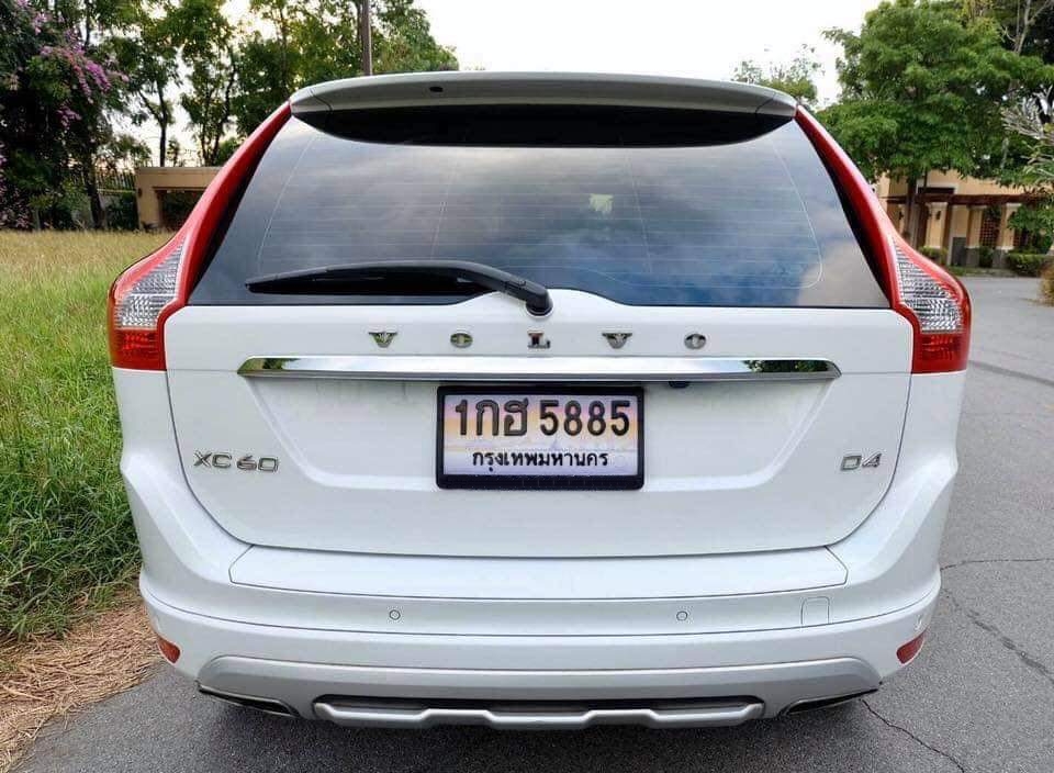 Volvo XC60 D4 Sport Crossover เครื่อง 2.0 Diesel Turbo ปี 2014