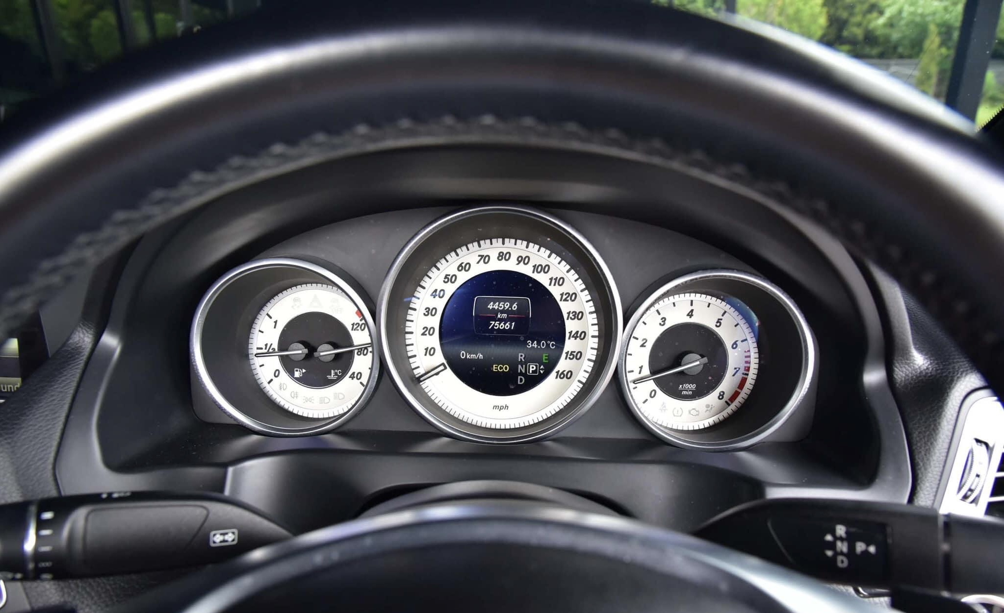 Mercedes-Benz E200 CGI Cabriolet AMG Dynamic ปี 2013