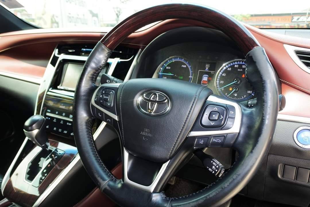 TOYOTA HARRIER 2.5 Hybrid E-Four ปี 2014