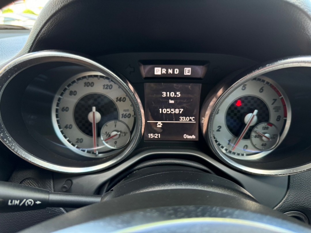 Mercedes Benz SLK200 AMG Roadster ปี 2011
