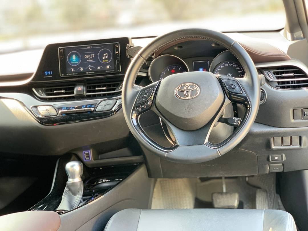 TOYOTA CHR 1.8MID TOP ปี 2019
