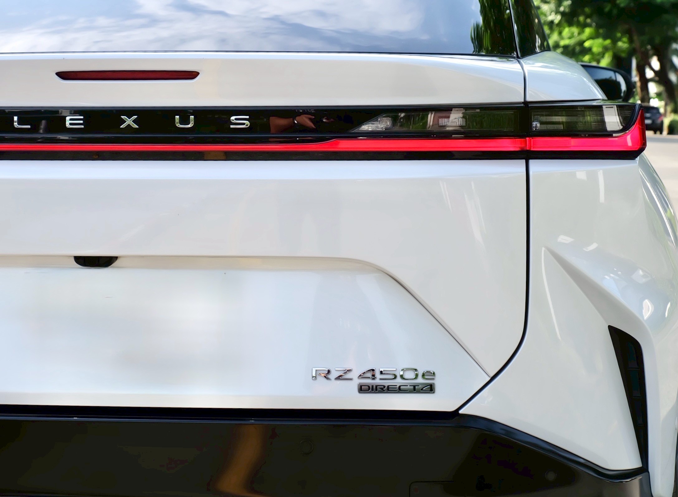 Lexus RZ450e Premium ปี 2024