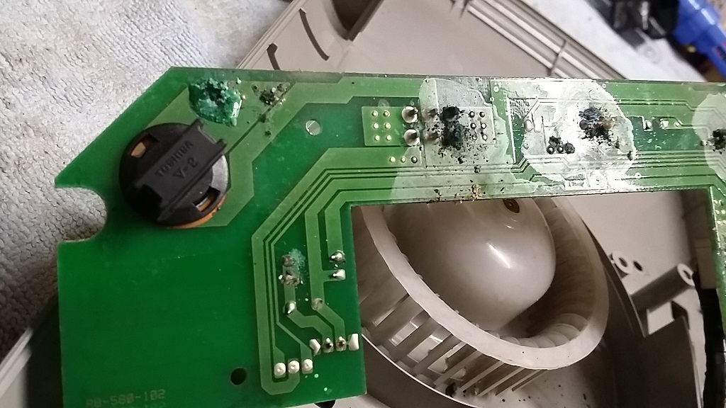 ซ่อมเครื่องฟอกอากาศในรถยนต์ อาการเปิดไม่ติด