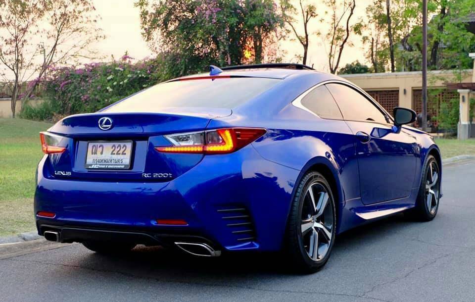 Lexus RC200T F-Sport สีน้ำเงิน ปี 2018