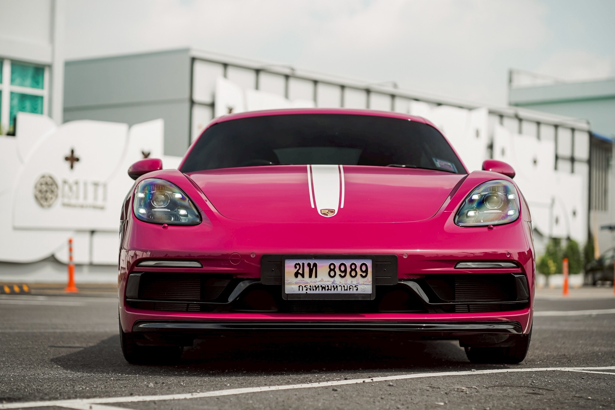 Porsche Cayman 718 Pdk สี Ruby Star ปี 2023