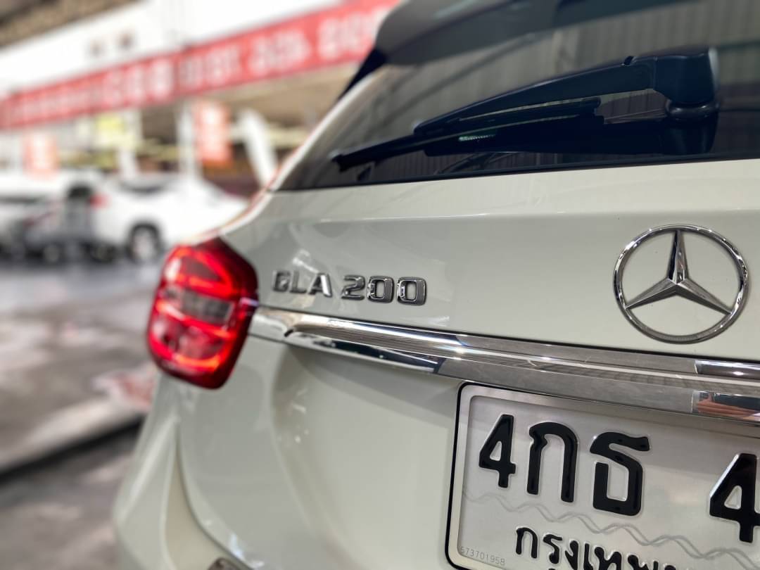 Mercedes-Benz GLA 200 Urban ปี 2015