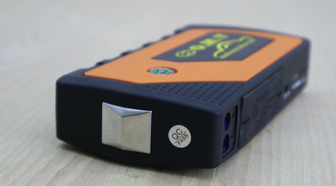 ชุดจั๊มสตาร์ทรถยนต์ O.M.Y 85800mAh