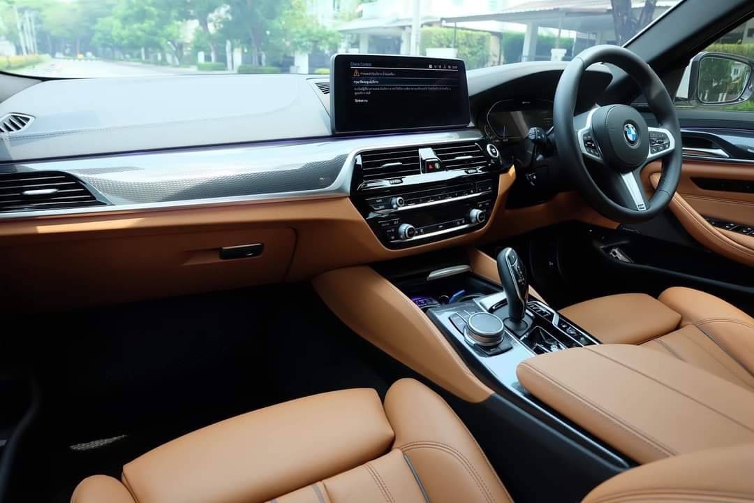Bmw G30 530e LCI M Sport Package ปี 2022