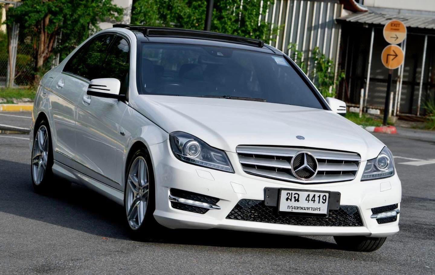 Benz W204 C180 AMG Package CGI Turbo ปี 2012