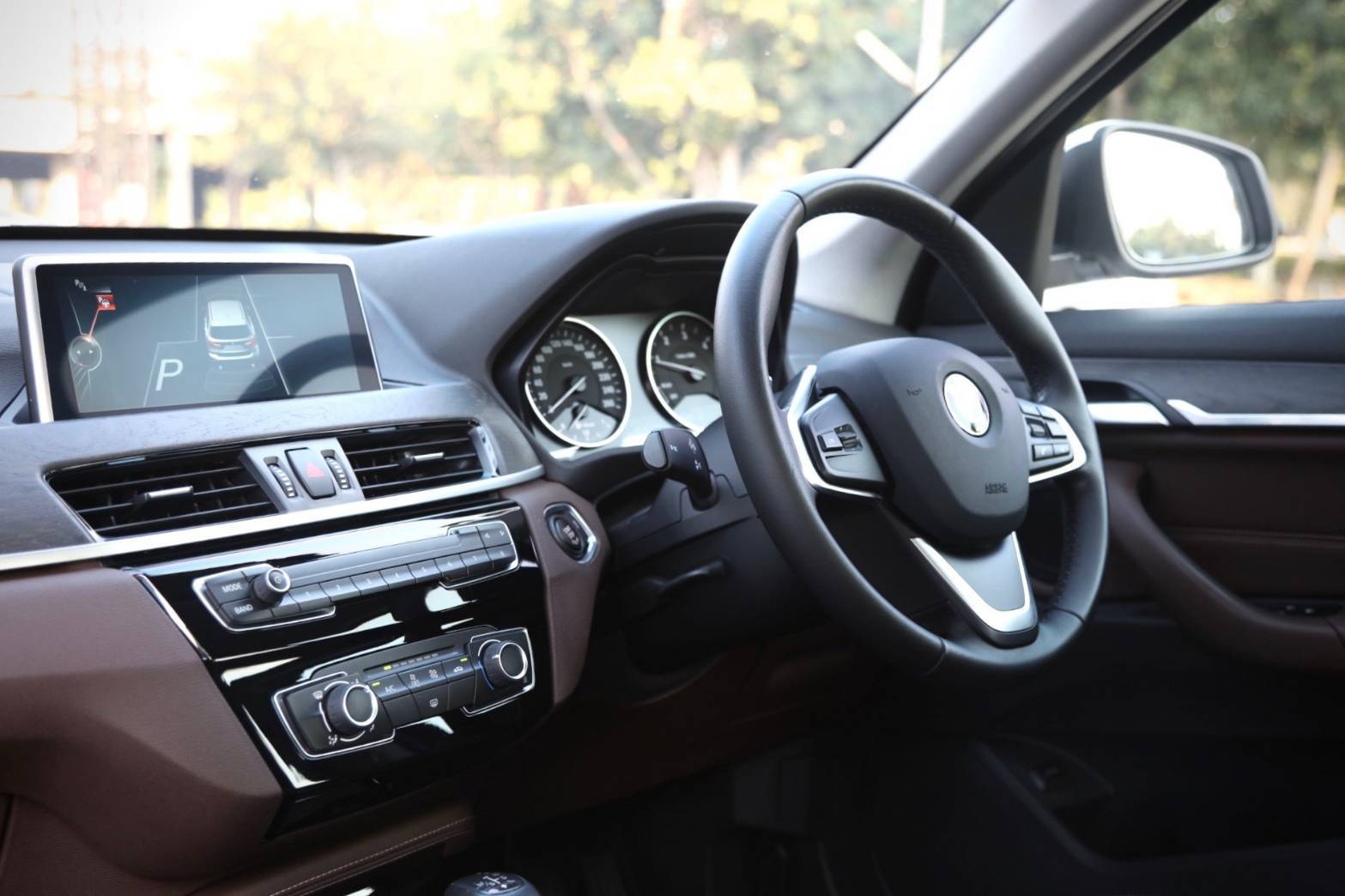BMW X1 sDrive18d xLine ปี 2016