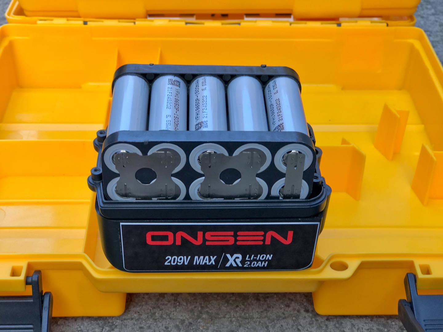 สว่านแบตกระแทก 3 ระบบ ยี่ห้อ Onsen รุ่น 209V