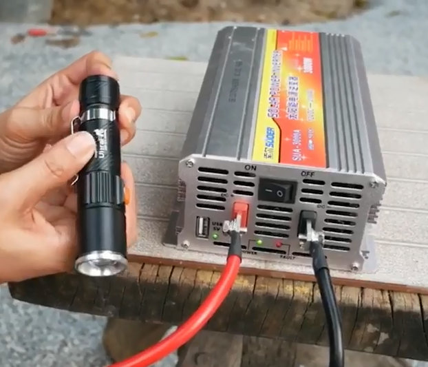 ตัวแปลงไฟ 12V เป็น 220V ขนาด 3,000W