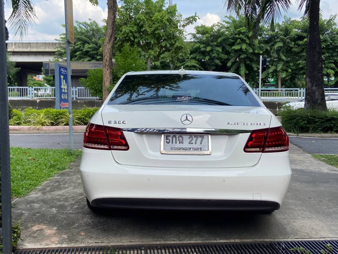 Mercedes Benz E300 hybrid ปี 2015