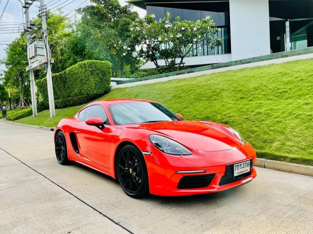 Porsche Cayman ปี 2018