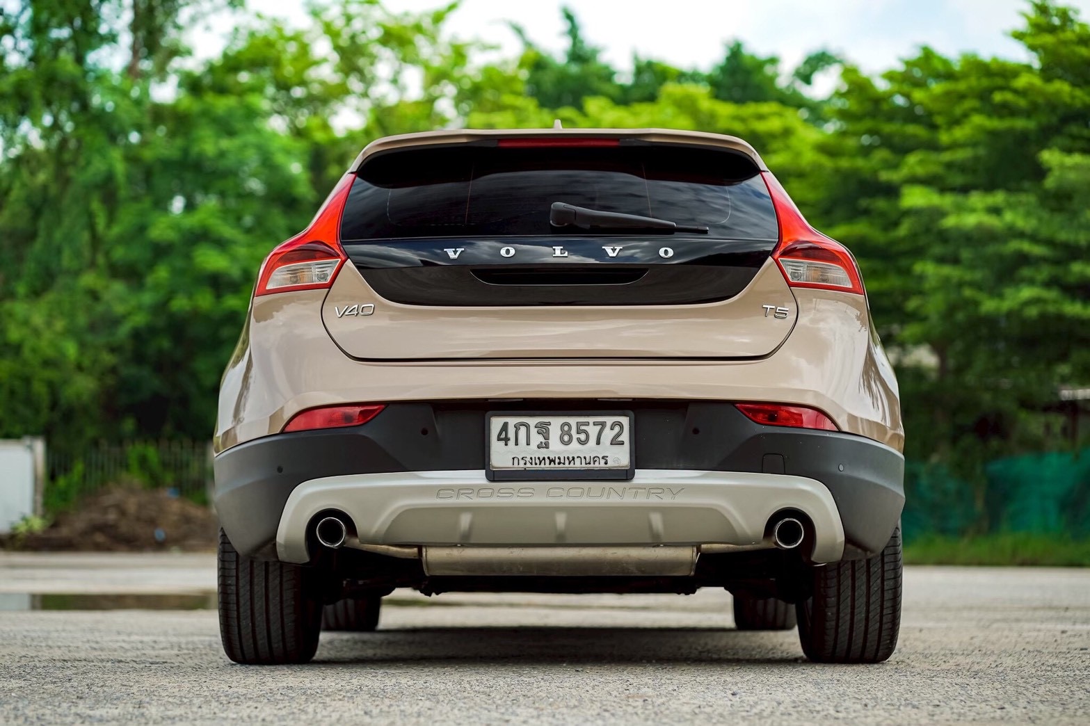 Volvo V40 Cross Country 2.0 T5 ปี 2014