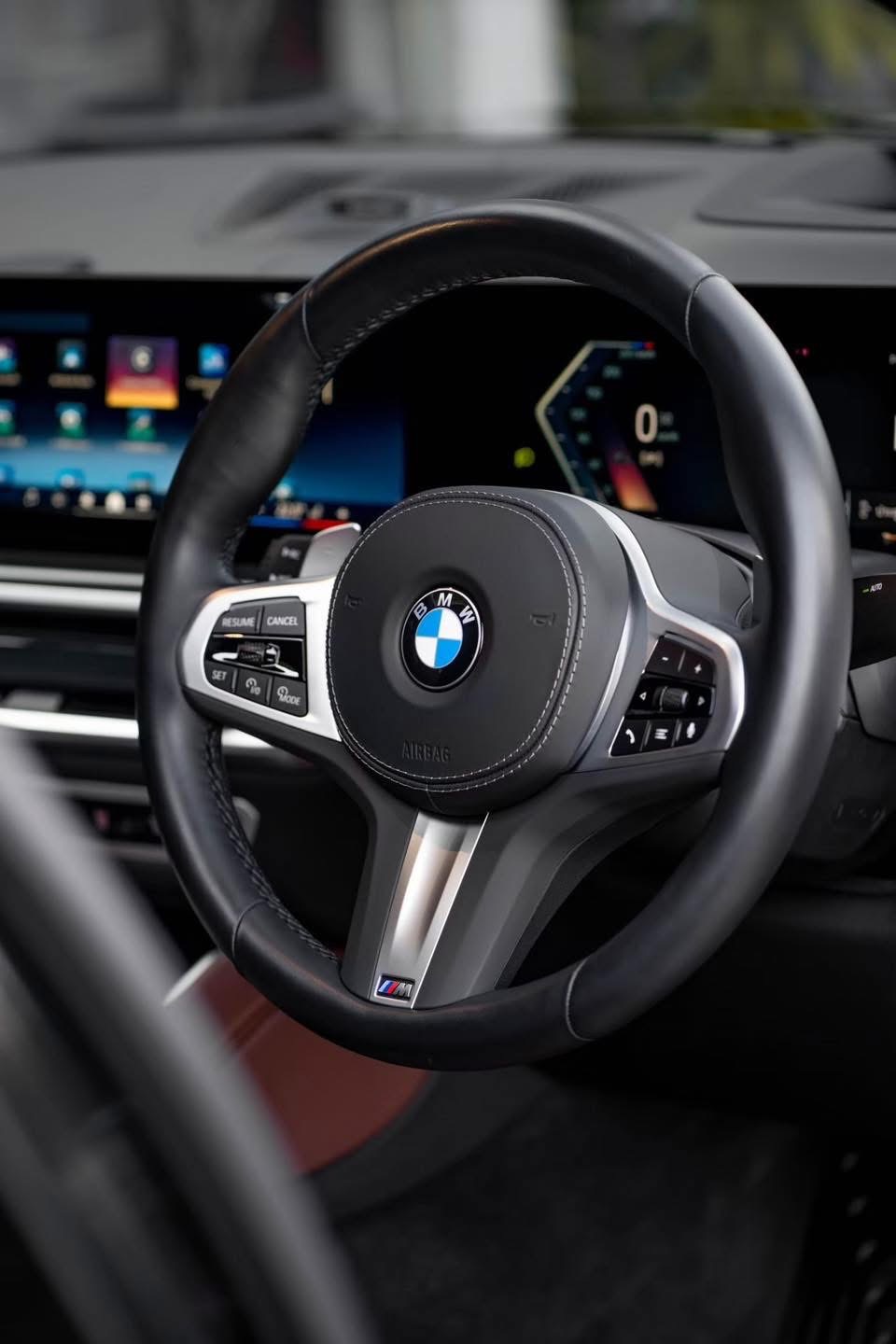 BMW X6 XDRIVE40i M SPORT PRO LCI ปี 2025 (ขายดาวน์)