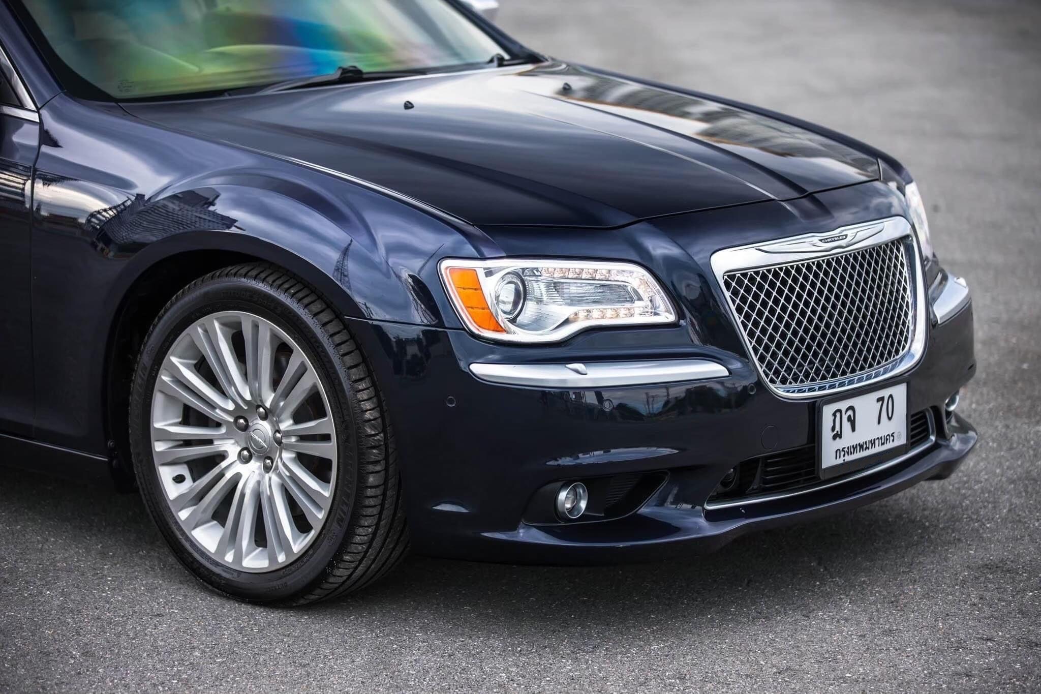 Chrysler 300C Diesel CRD ปี 2013