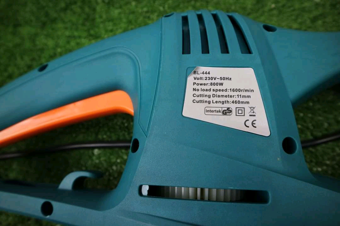 BERALA เครื่องตัดแต่งพุ่มไม้ 800W BL-444