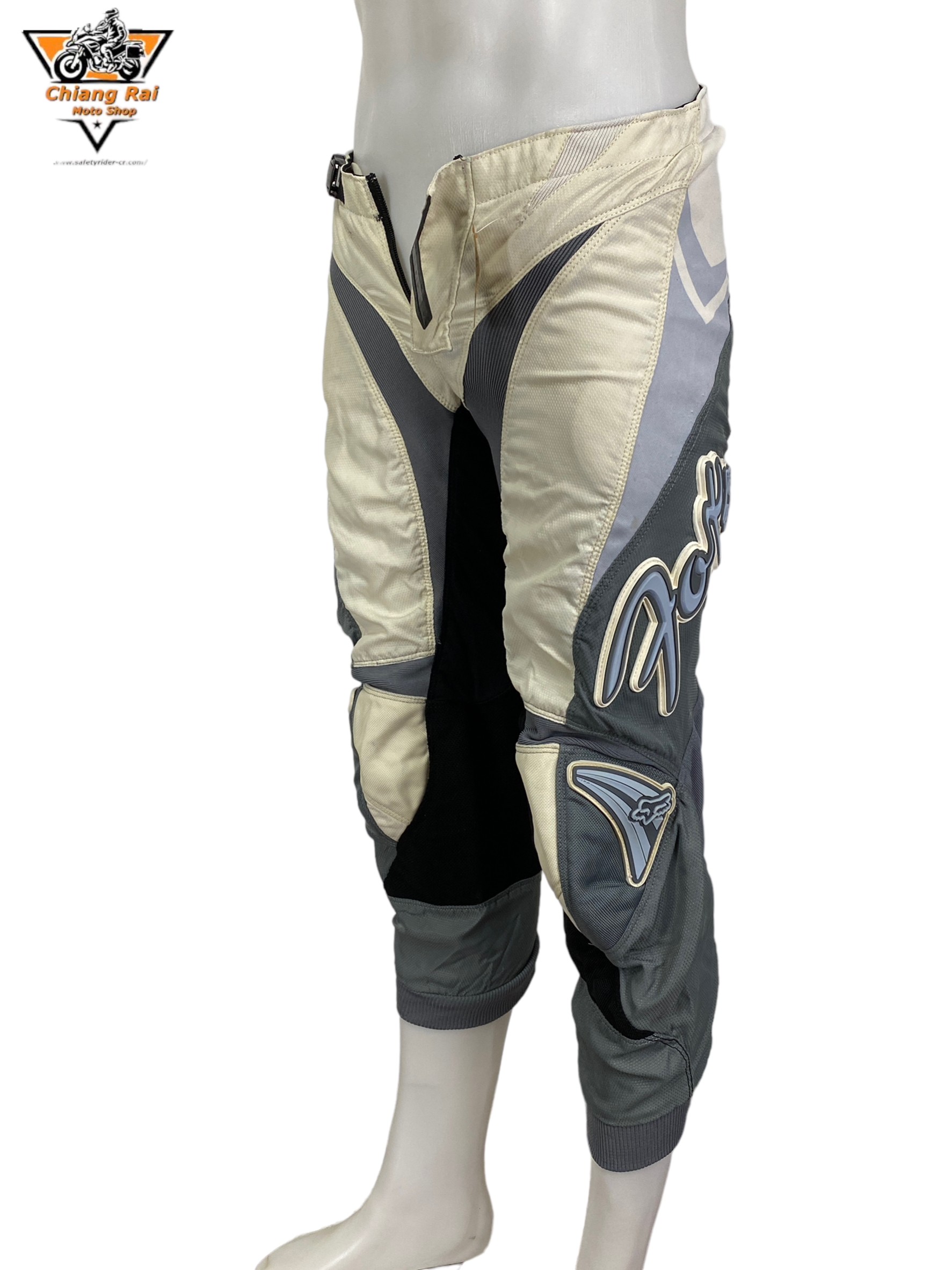 กางเกงสำหรับขี่มอเตอร์ไซด์ ( มือสอง ) E&A 580: เอว 28" ยาว 22" **FOX**