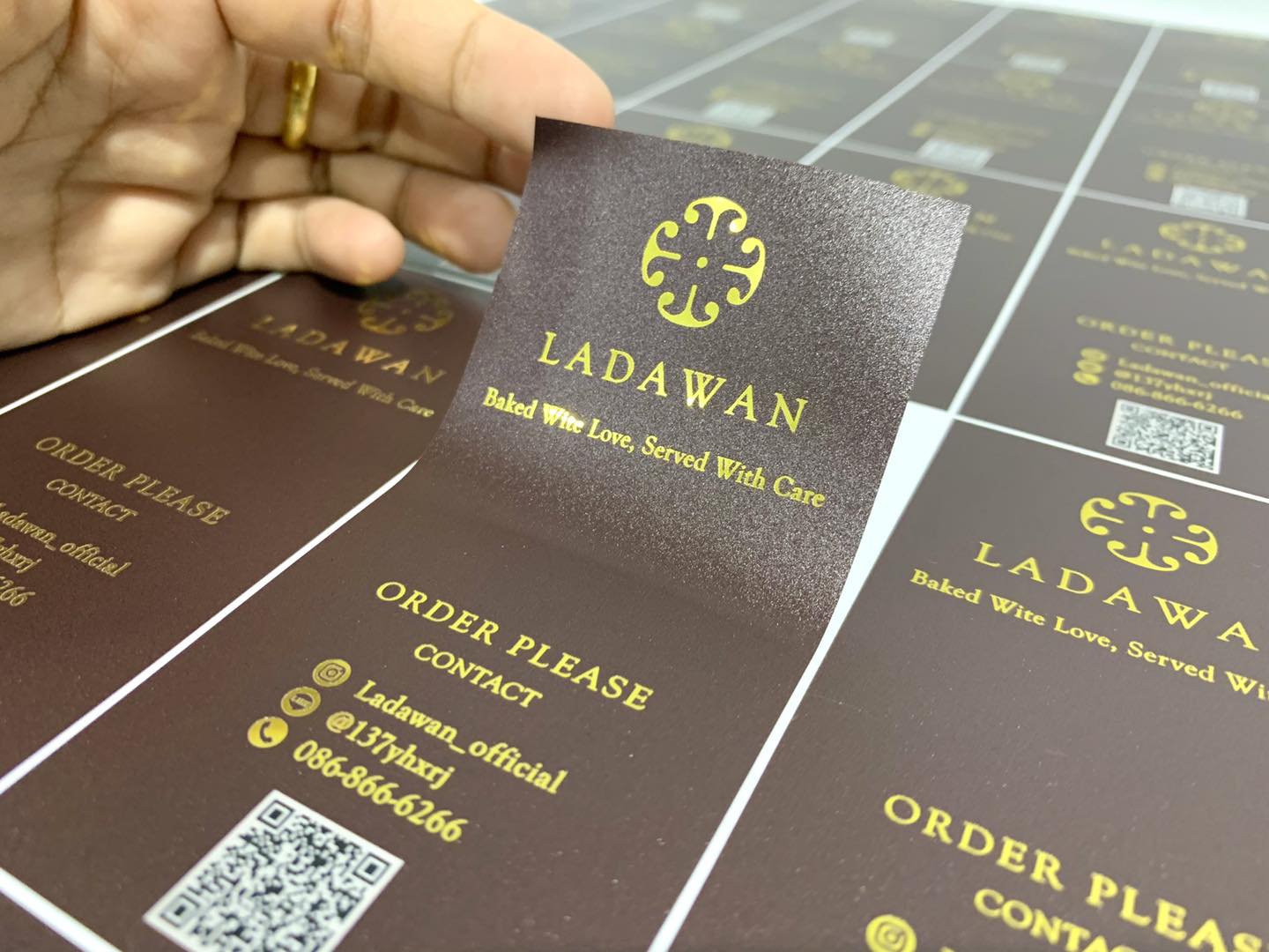 สติ๊กเกอร์ฉลากสินค้าฟรอยทอง ฟอยล์