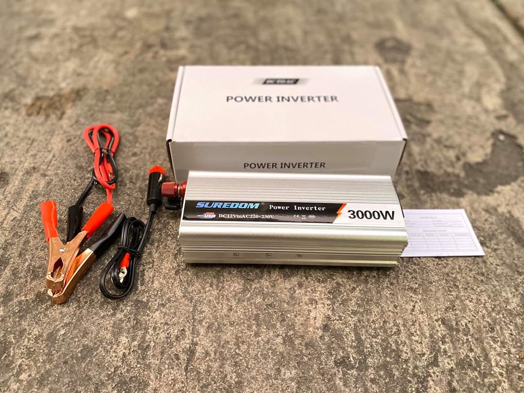อินเวอร์เตอร์ แปลงไฟ 12V เป็น 220V ขนาด 3,000W ยี่ห้อ Suredom