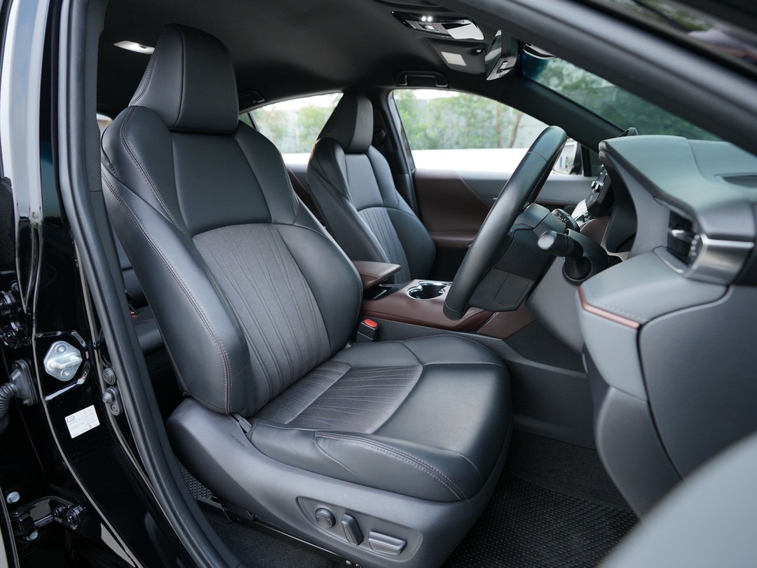Toyota Harrier 2.5 G Hybrid 2021
