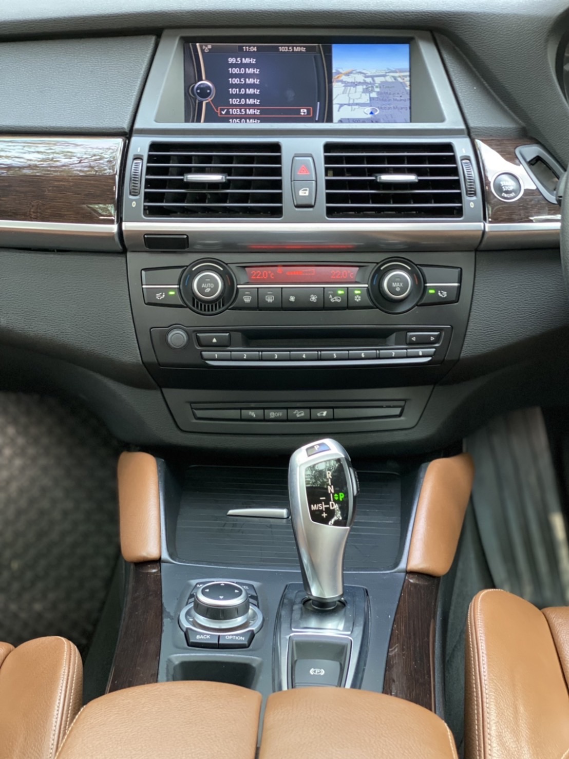 BMW X6 xDrive30d ปี 2011