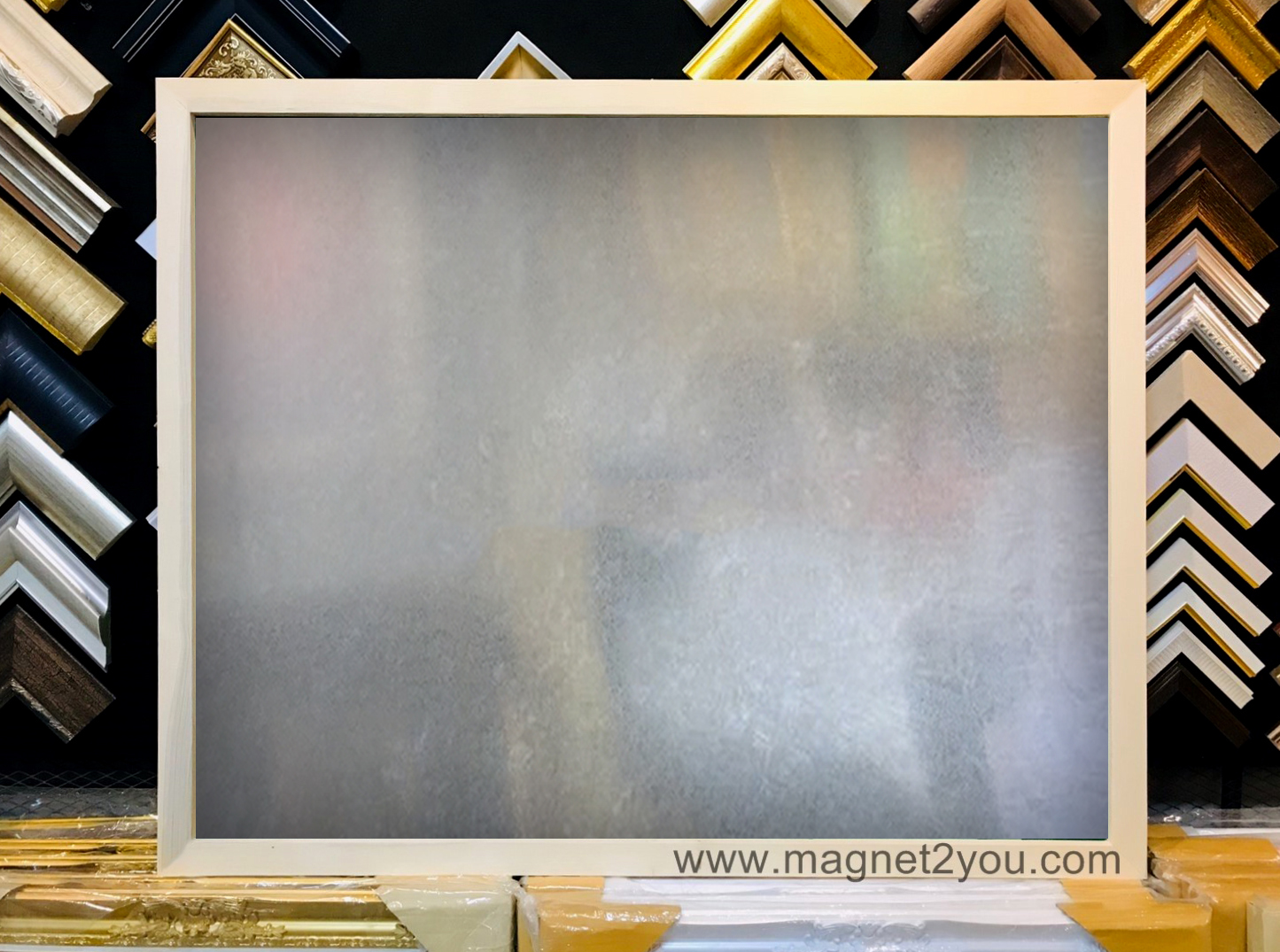 กระดานบรอนซ์ 100x120 ติดผนัง กรอบไม้สนเลือกสีได้