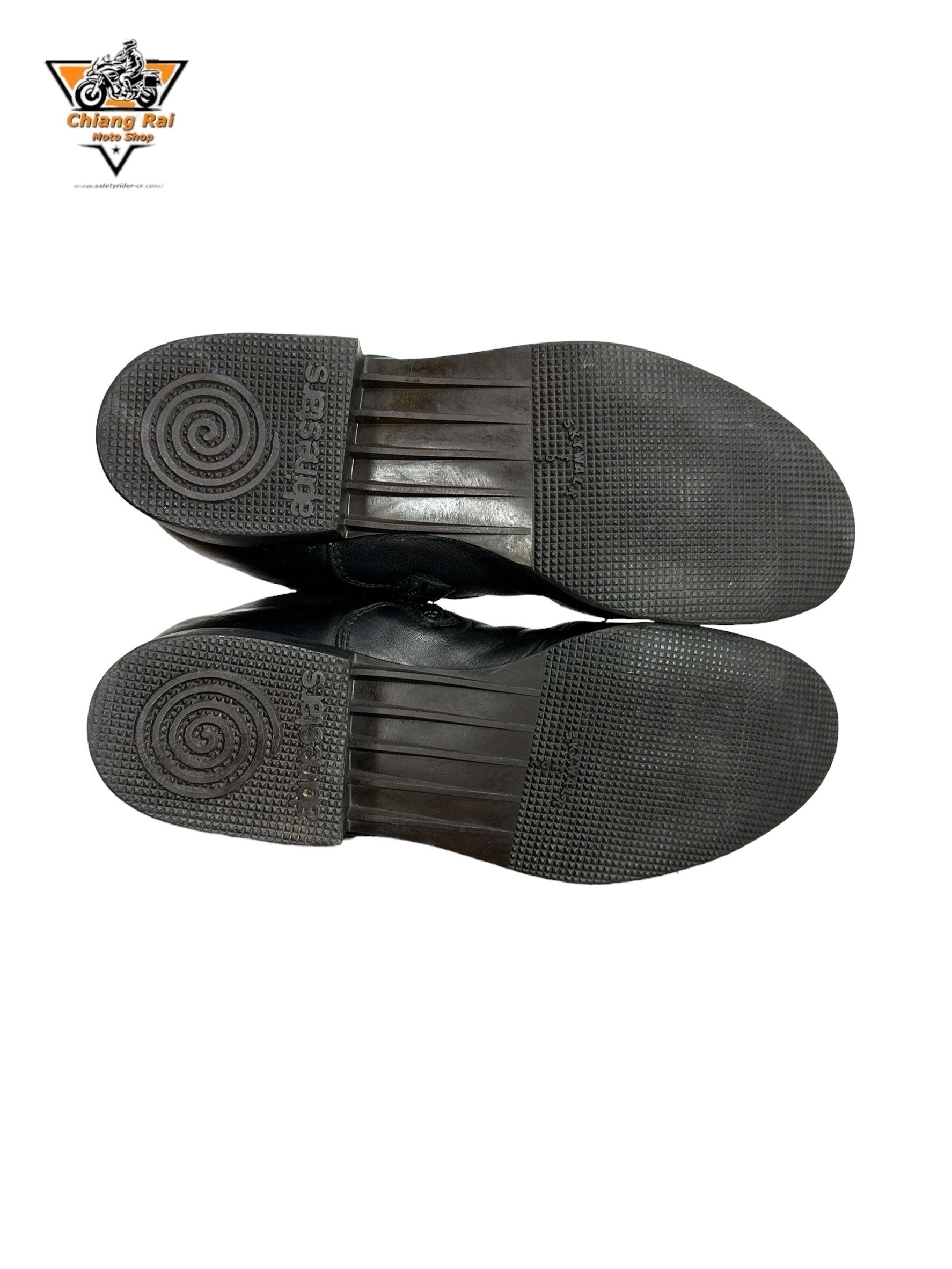 รองเท้าขี่มอเตอร์ไซด์( มือสอง) RCBS-611 Size ขนาดจากป้าย 42:EUR / 7.5:UK / 25.8:Cm.(alpinestars)