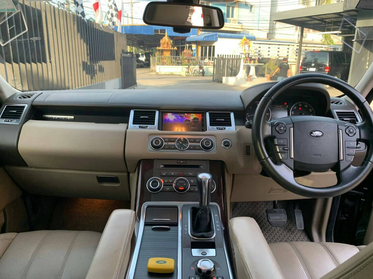 Landrover Range Rover 3.0 Sport TDV6 ปี 2010