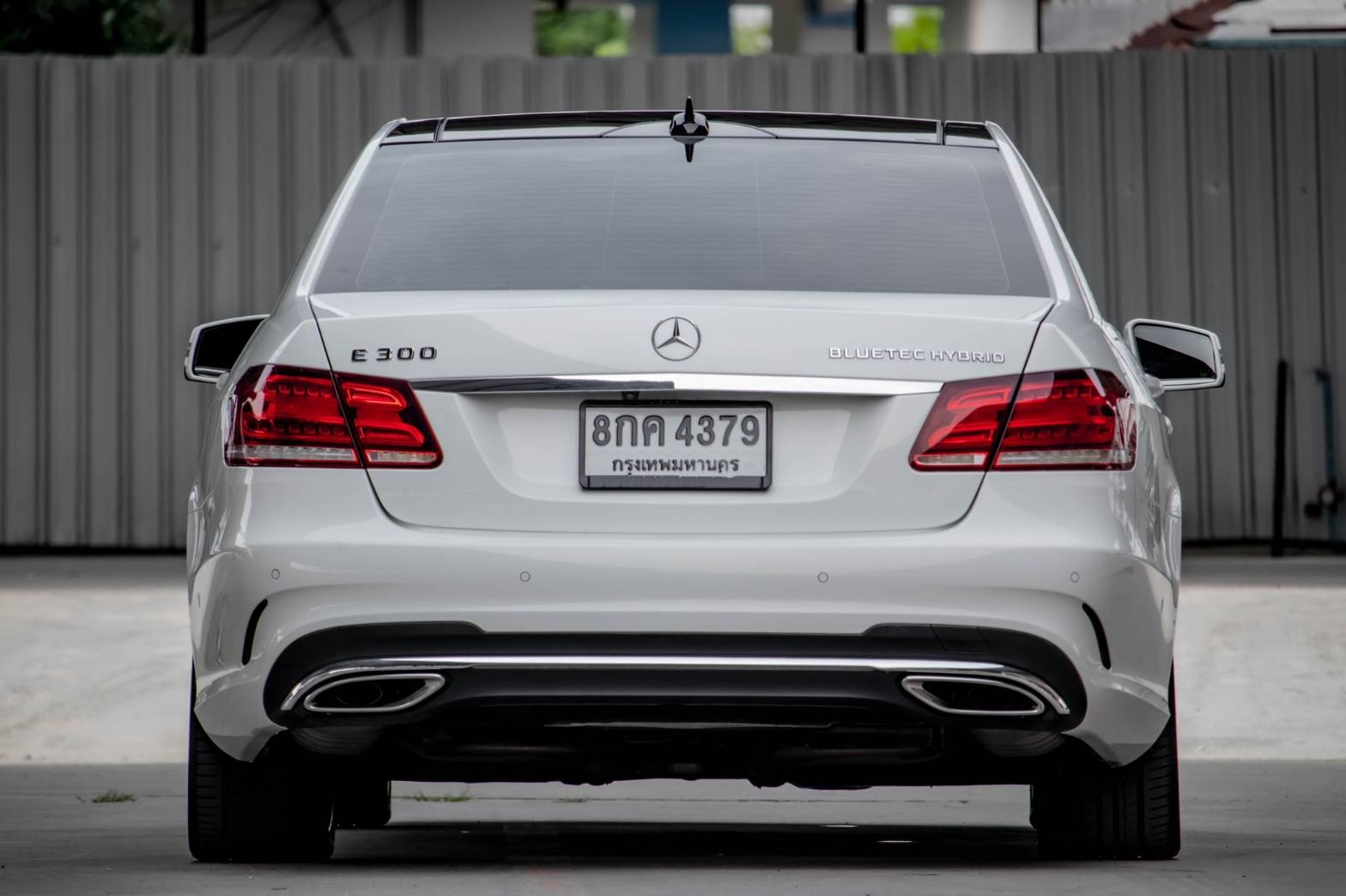Mercedes-Benz E300 Amg Bluetech Hybrid ปี 2015
