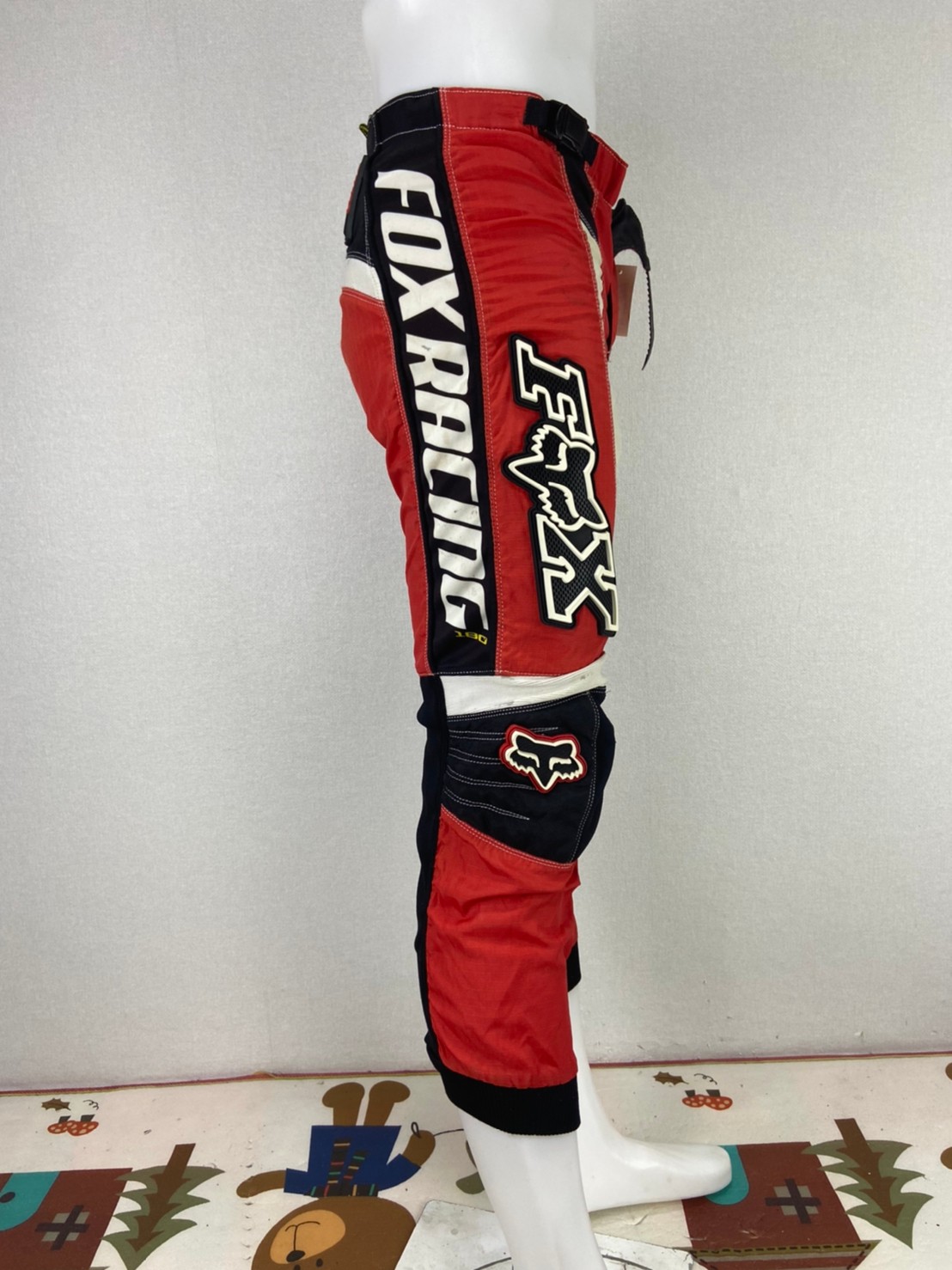 กางเกงขี่มอเตอร์ไซด์ ( มือสอง ) E&A 141: เอว 28" ยาว 25" **FOX **