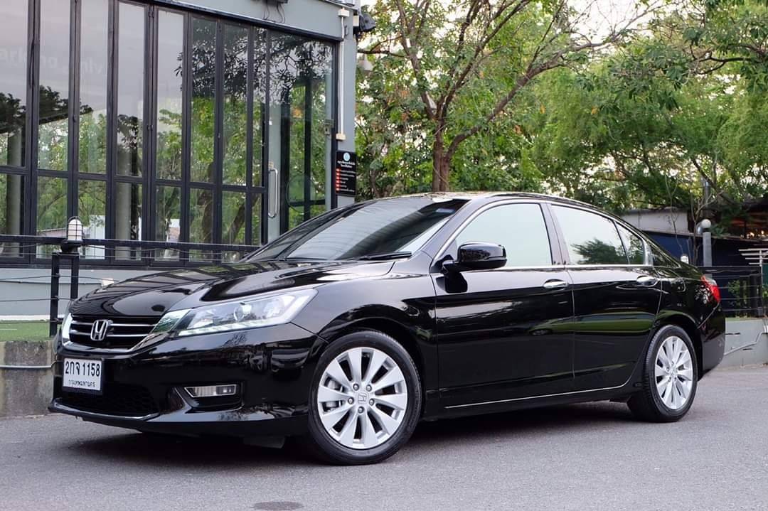 Honda Accord 2.0EL ปี 2013