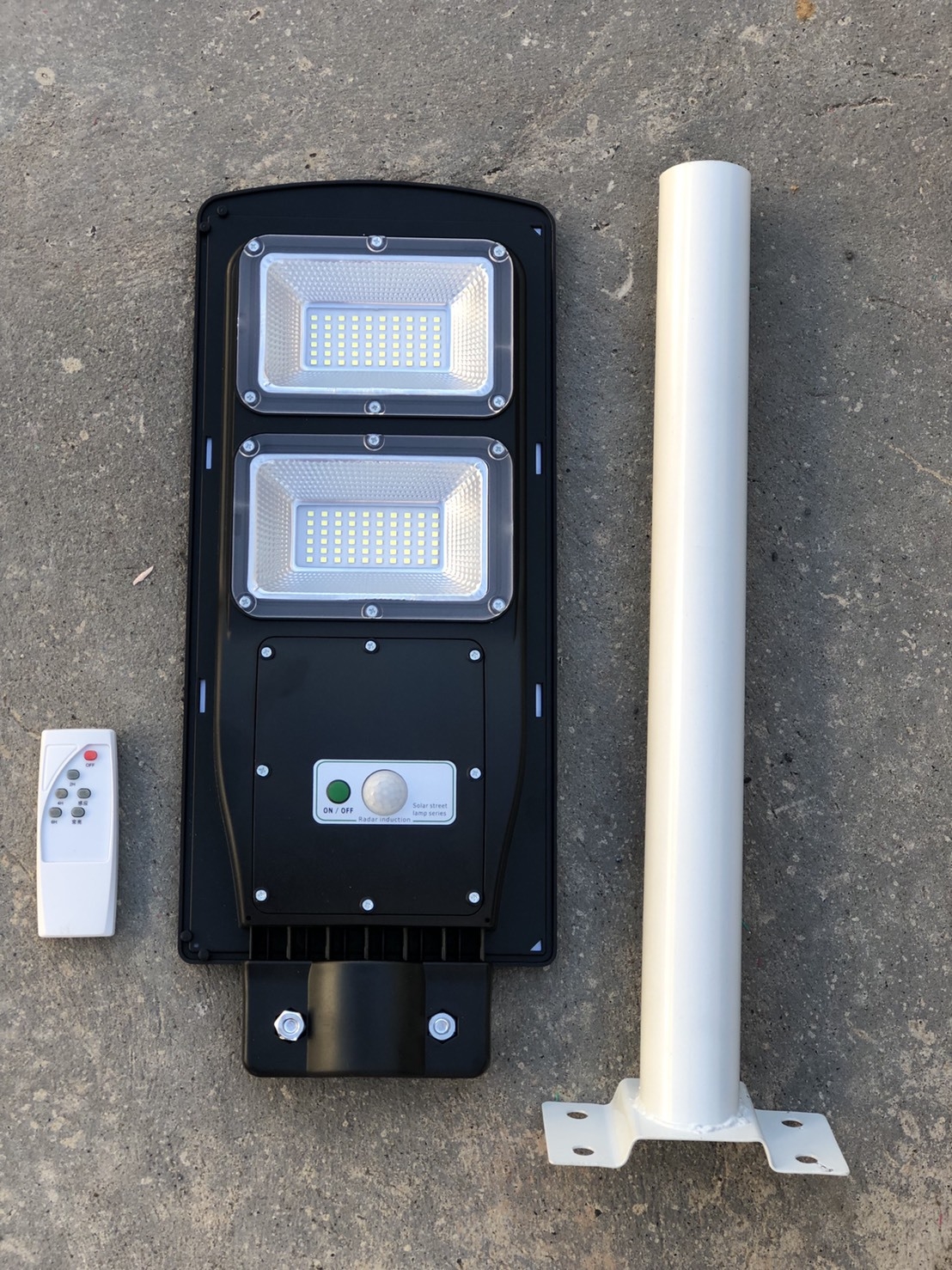 โคมไฟโซล่าเซลรุนใหม่