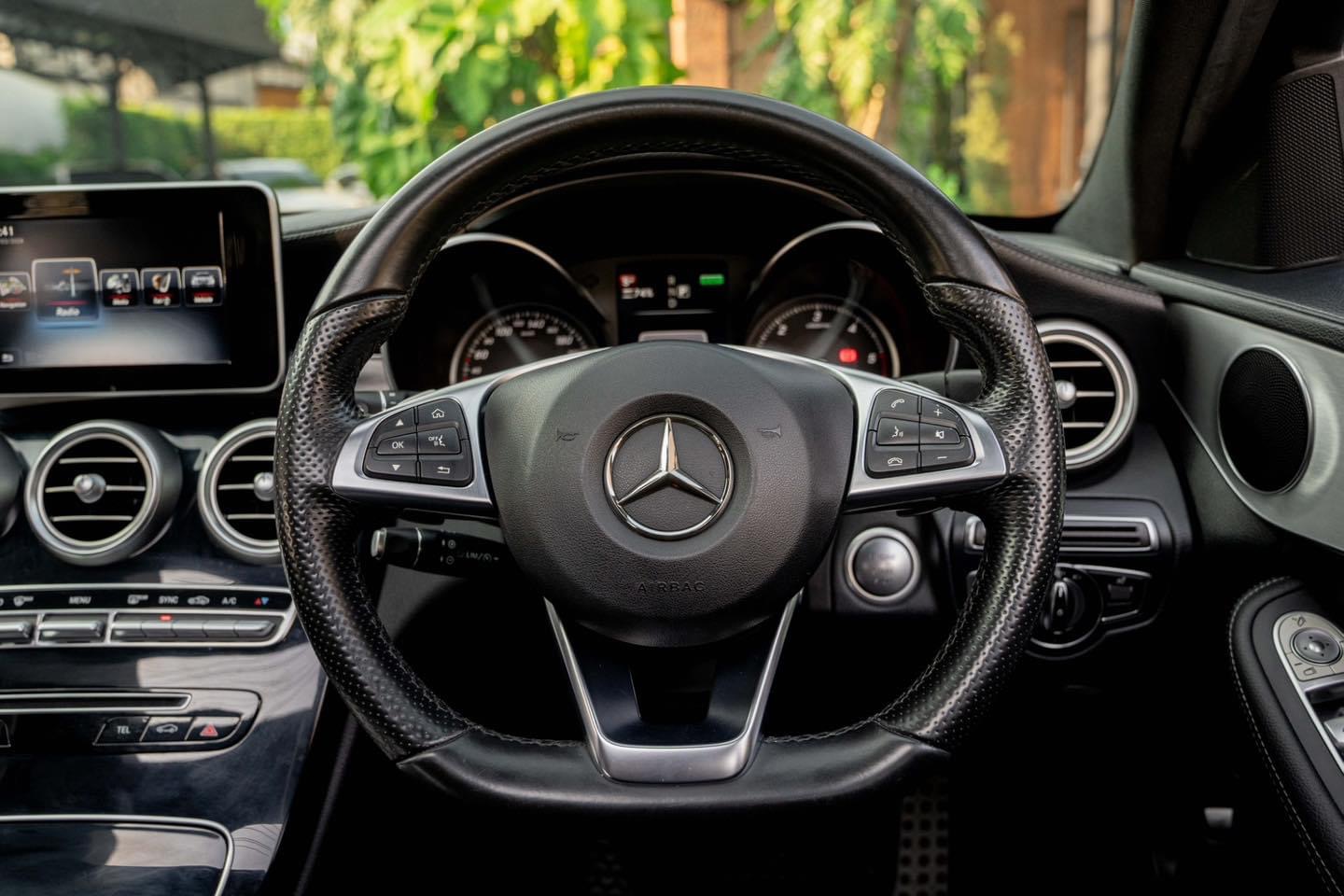 Mercedes-Benz C300 Estate AMG Bluetec Hybrid ปี 2016