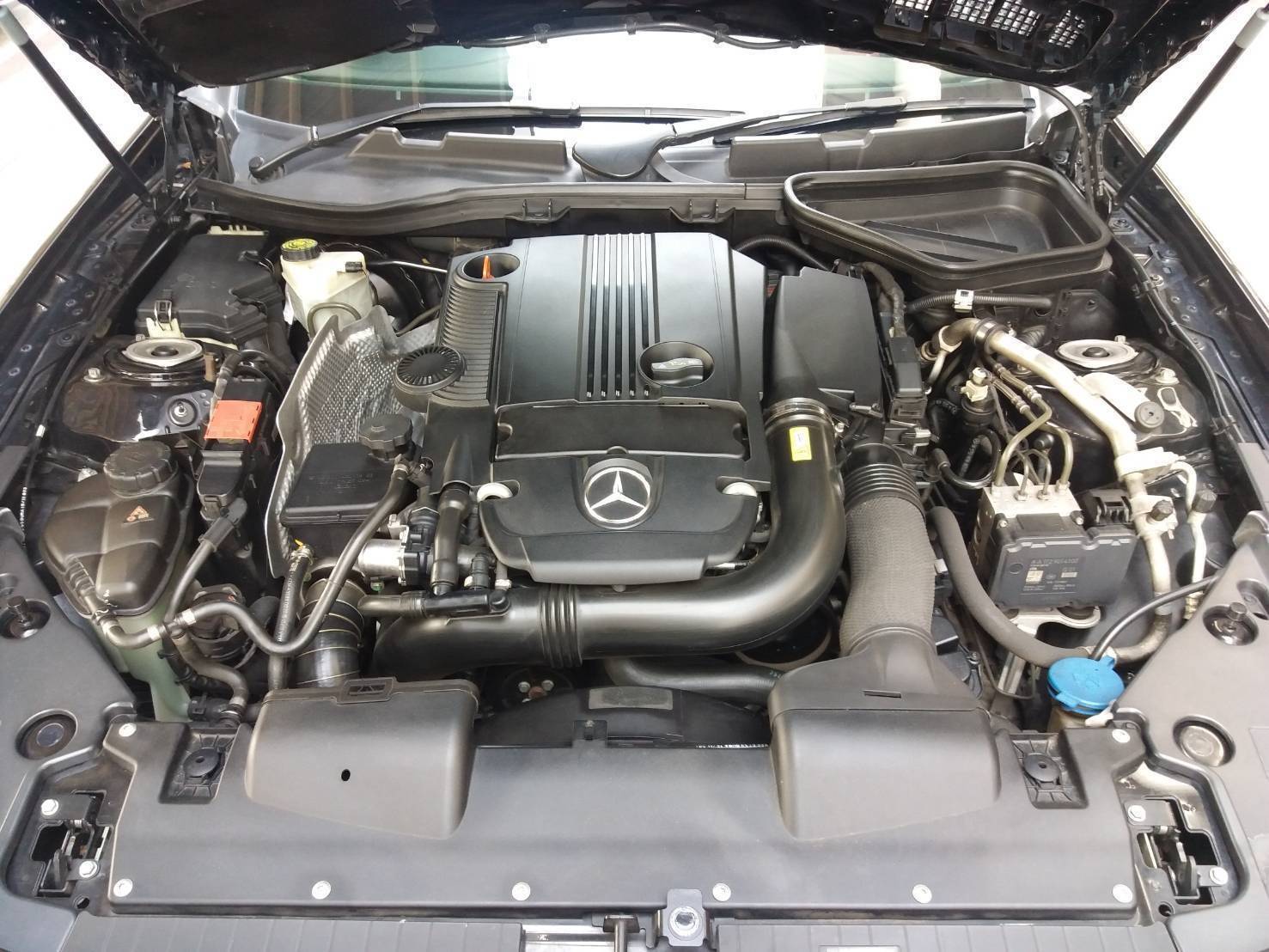 Mercedes-Benz SLK200 1.8 R172 Convertible ปี 2013