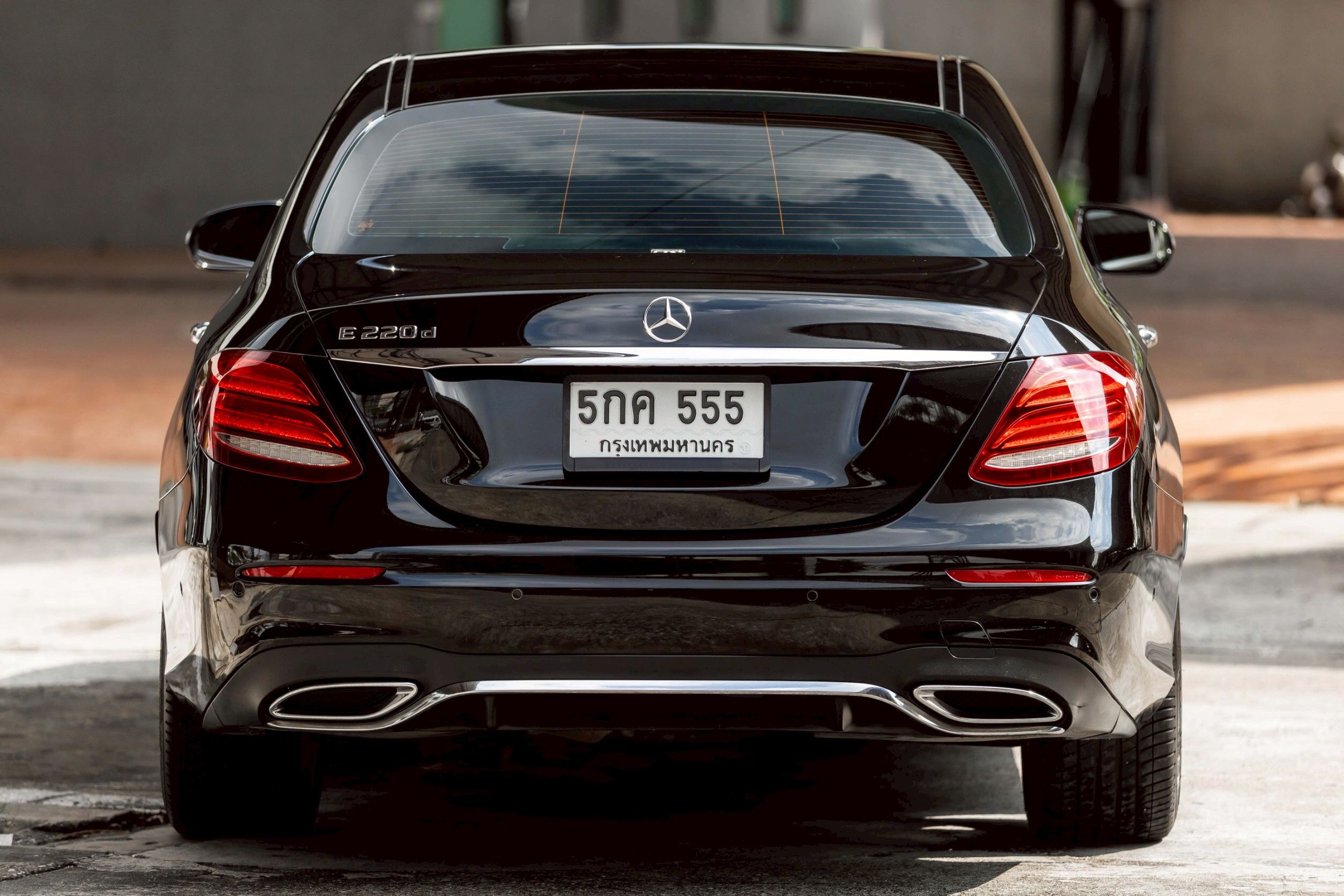 Mercedes-Benz E220d AMG Dynamic ปี 2016