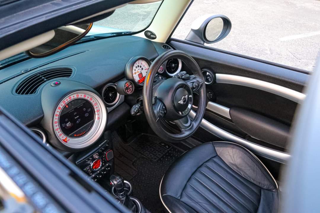 Mini Cooper S R56 Look 2 LCI ปี2014