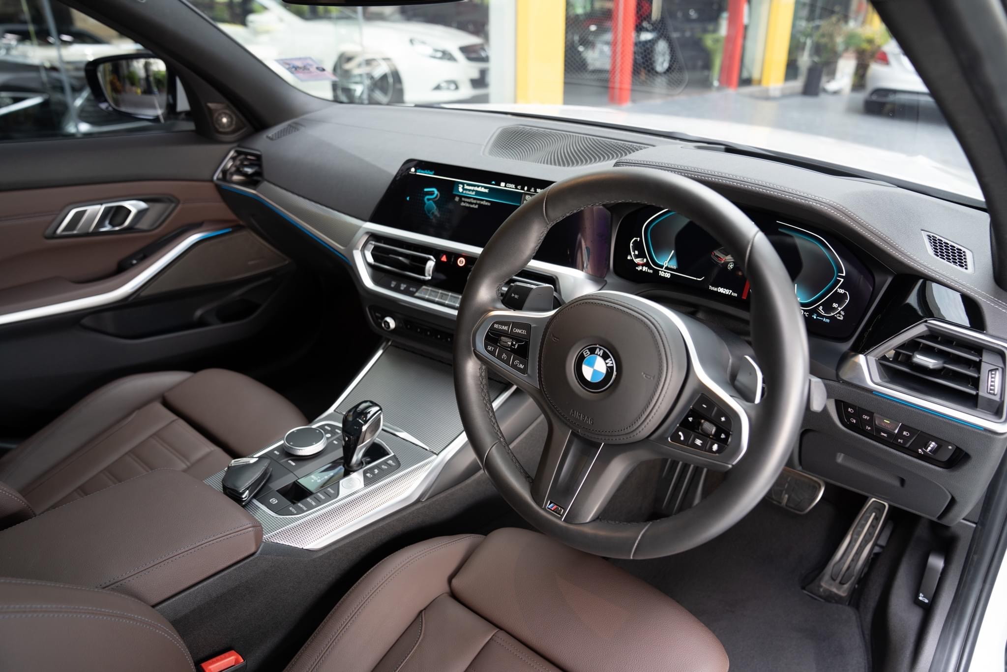 BMW 330e M Sport ปี 2021