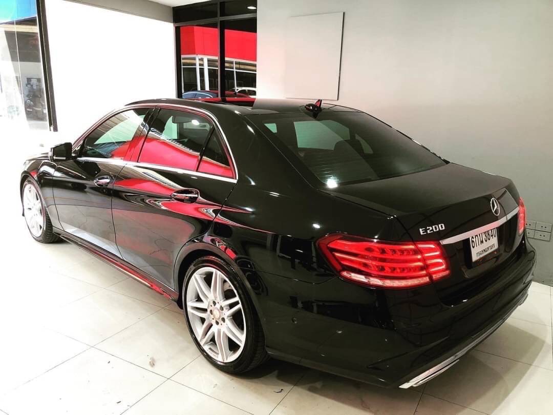 Mercedes Benz E200 CGI SALOON AMG 2.0 Turbo ปี 2014