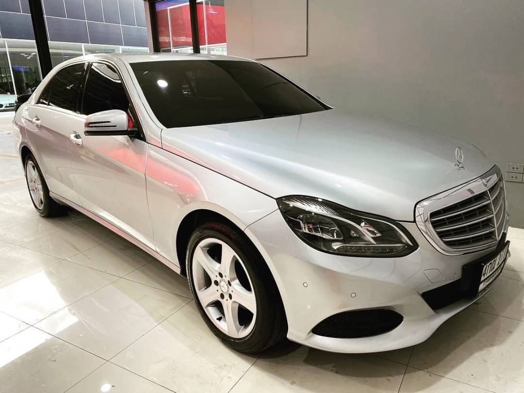 Mercedes Benz E200 Sedan 2.0 ปี 2015