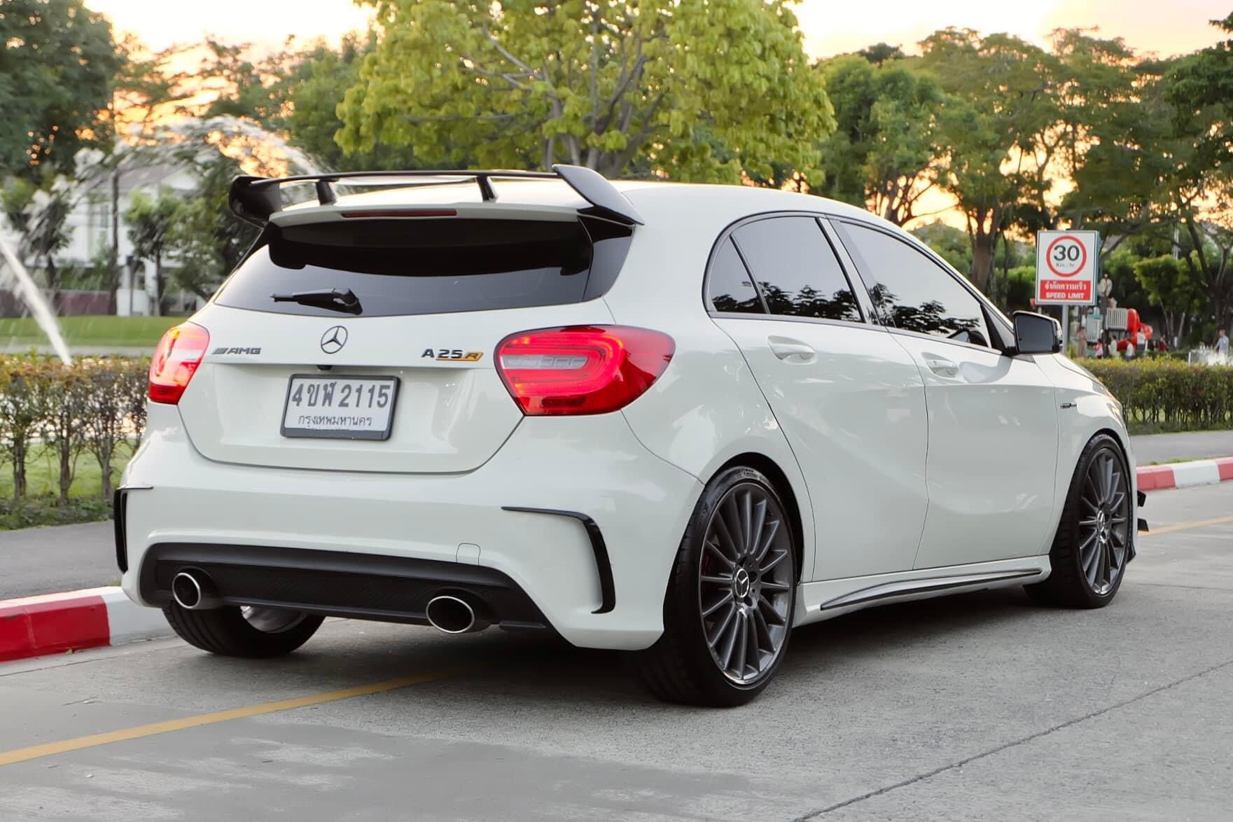 Mercedes Benz A250 AMG Sport ปี 2013