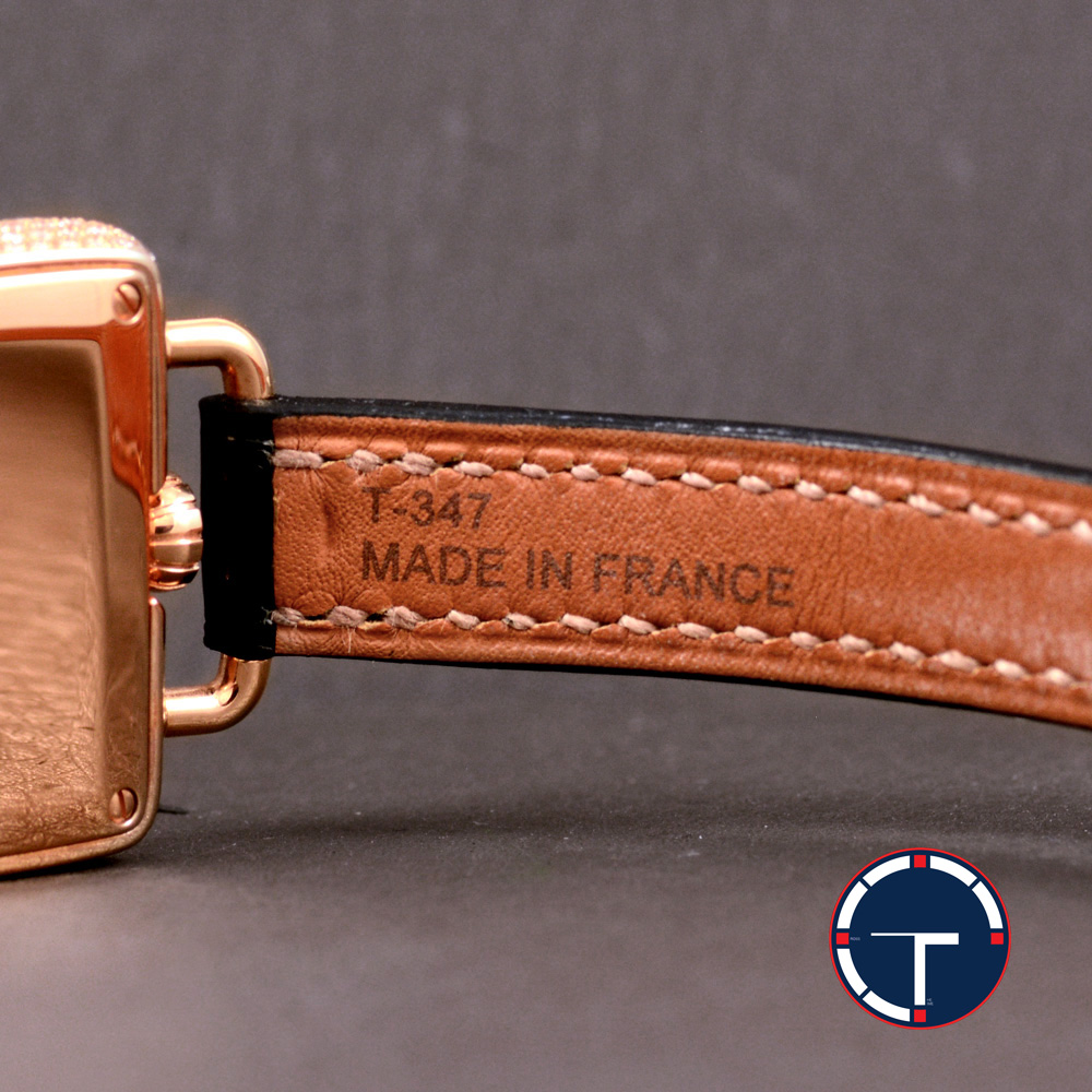 Hermes Galop d'Hermès หน้าปัดหินOnyx ตัวเรือนทองชมพู ฝั่งเพชรหน้าปัด72เม็ด รอบตัวเรือน412เม็ด สายหนังจระเข้Hermes หัวเข็มขัดแท้ มีกล่อง Quartz ขนาด 40x26 mm
