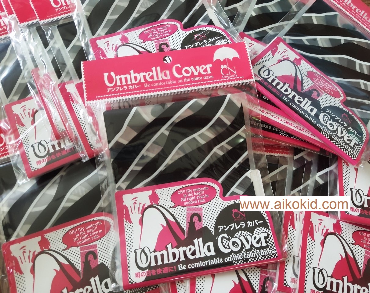Umbrella Cover Be comforlable on the rainy days ถุงซิปล็อคใส่ ร่ม / ใส่สิ่งของ แบบพกพา เวลาใช้งานเสร็จร่มเปียกใส่ถุง รูดซิปล็อคเก็บ น้ำไม่รั่วซึมค่ะ เบาพกพาสะดวก สวย เก๋ ใช้งานง่าน พลาสติกหนามากเป็นทรงสวย ใช้ ซ้ำได้นะคะ ของดีมีคุณภาพจากญี่ปุ่น Size : 400x
