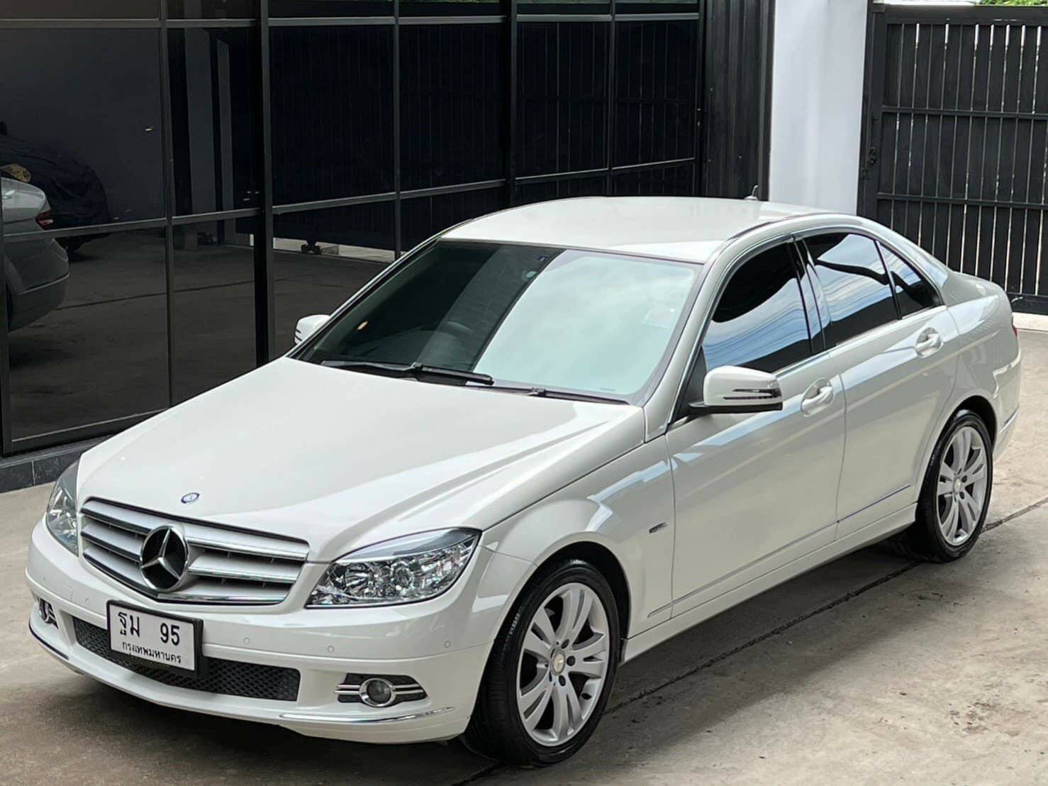 MERCEDES BENZ C-CLASS C250 CDI (ดีเซล) w204 ปี 2011