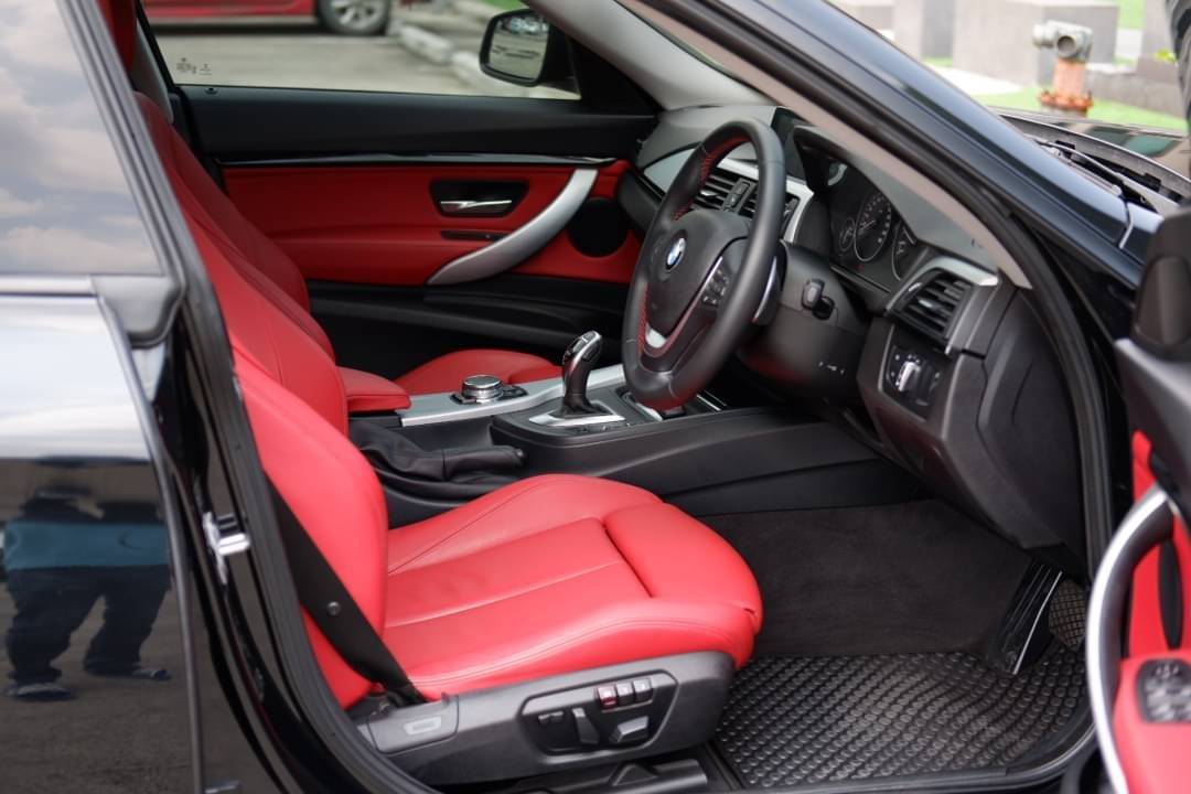 Bmw 320d GT Sport 2.0 Diesel ปี 2017