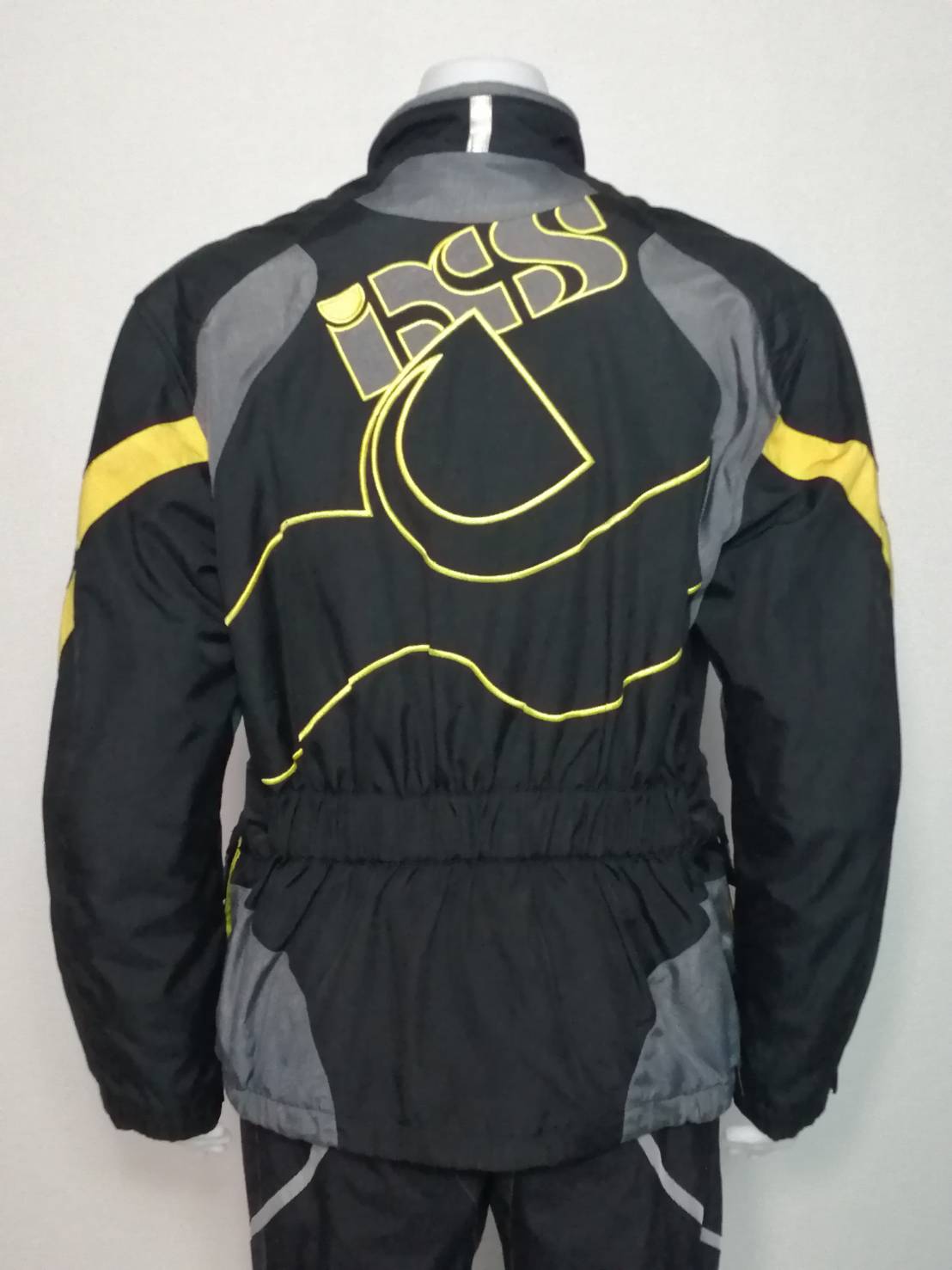 เสื้อขี่มอเตอร์ไซด์( มือสอง) RCT 961 อก 50" ยาว 28" ยี่ห้อ**IXS**