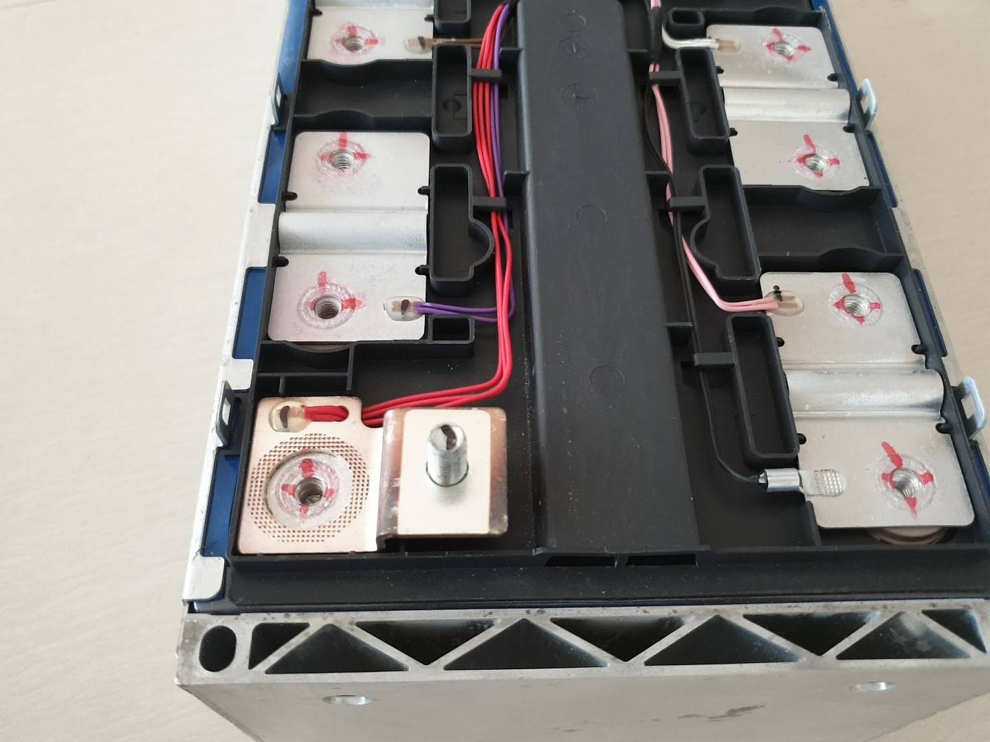 แบตลิเทียมฟอสเฟส lithium 24v สำหรับรถบัส และ โฟล์คลิฟไฟฟ้า ev folklift