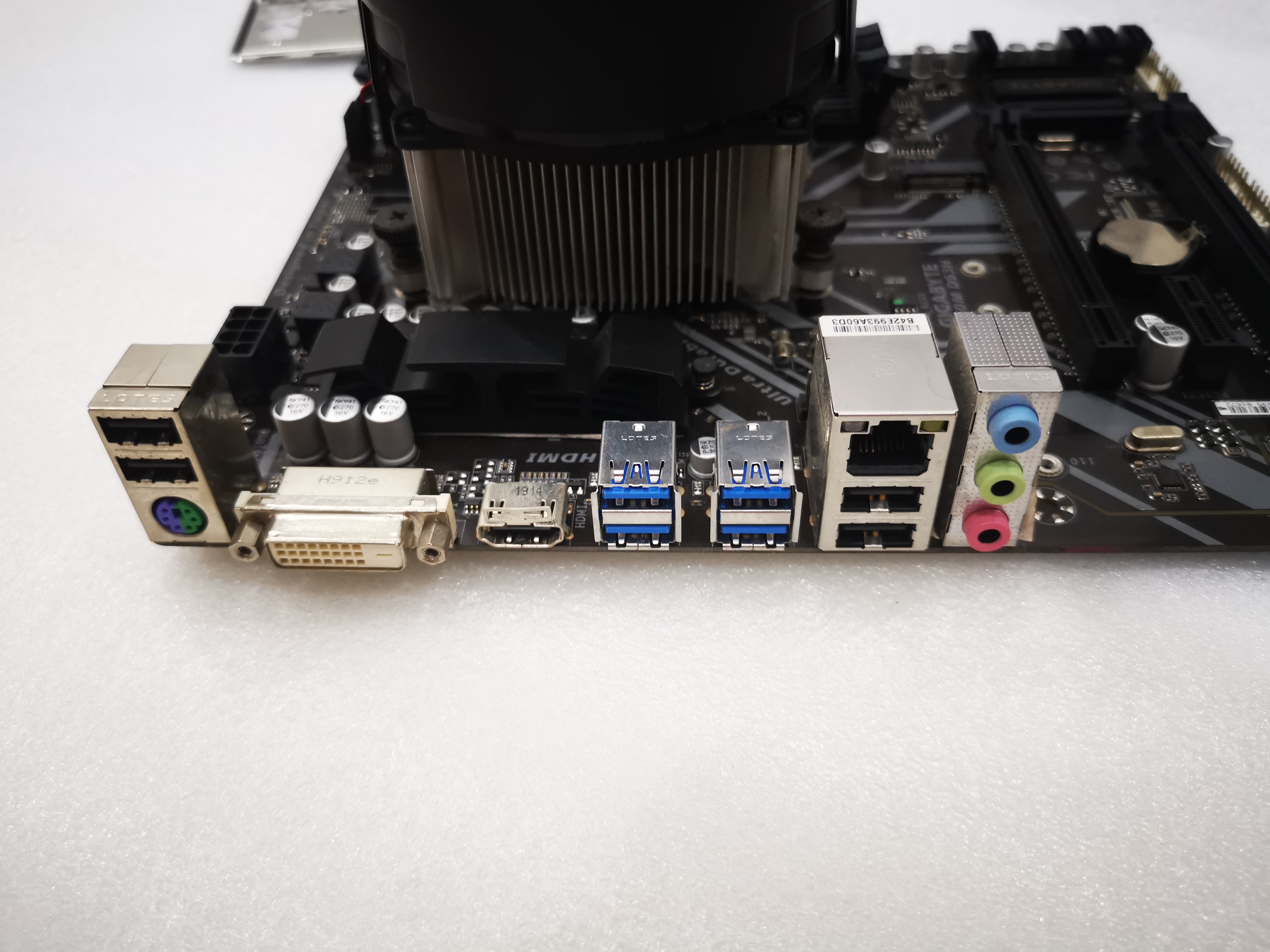 GIGABYTE B450M DS3H พร้อมซีพียู RYZEN 5 3500