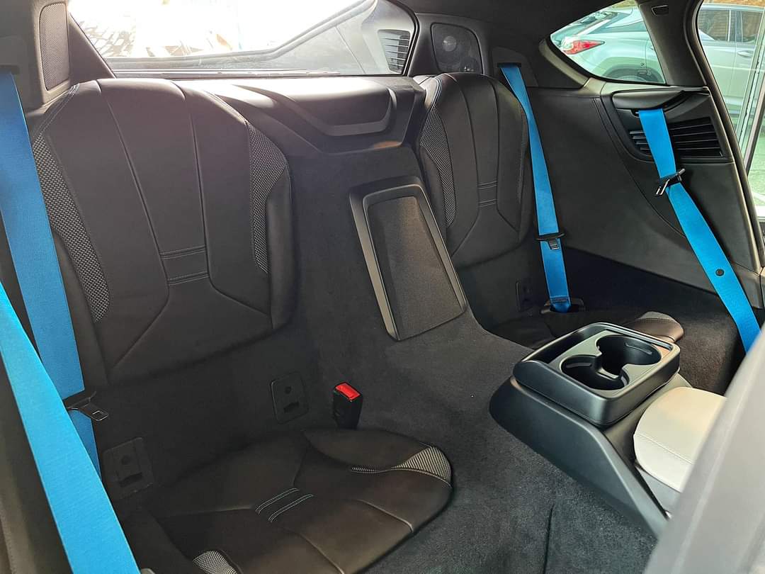 BMW i8 eDrive ปี 2015